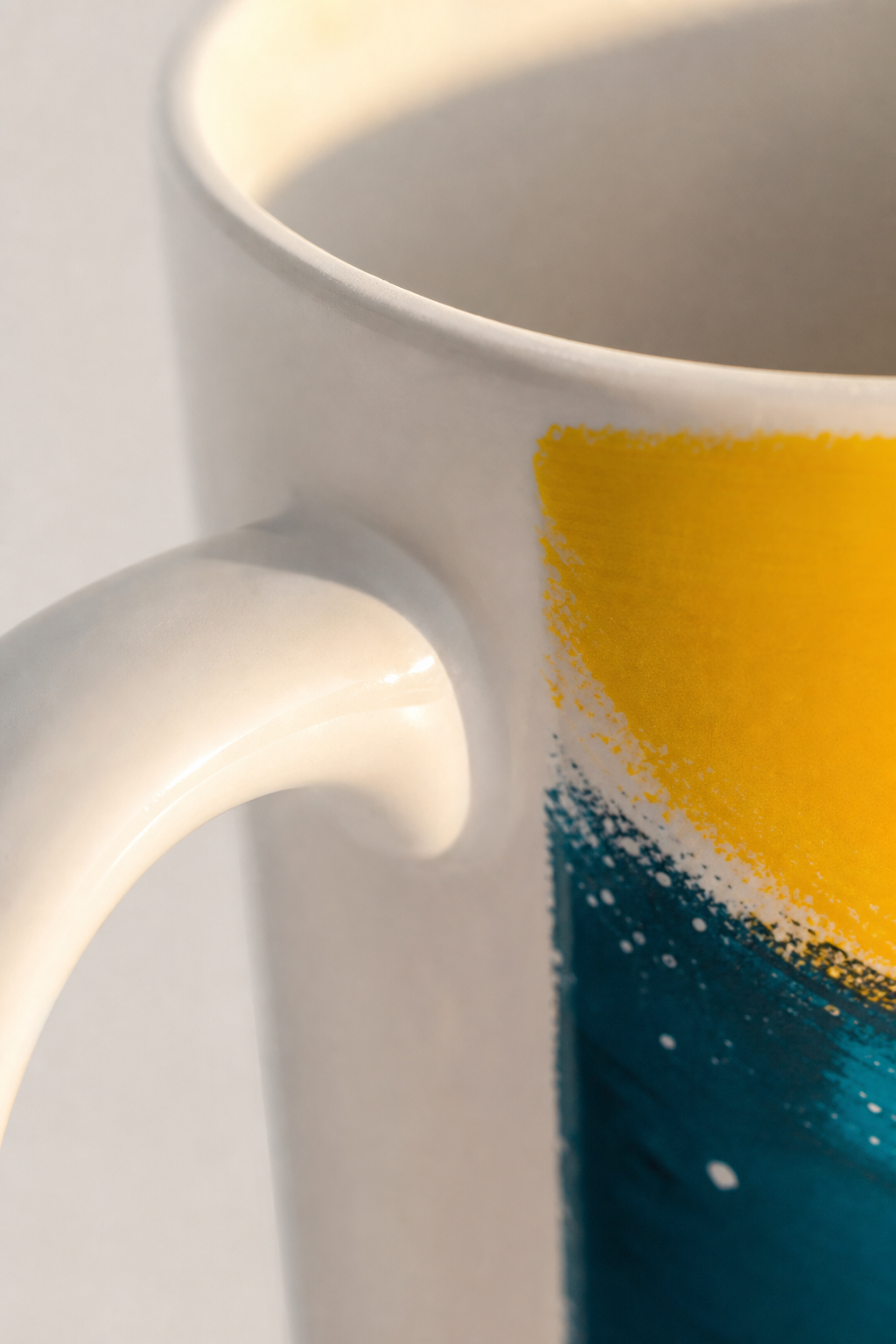 Close up detailed shot of glossy HD sublimation print quality on ceramic color mug